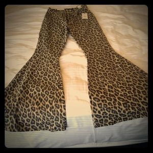Flare Leapord pants